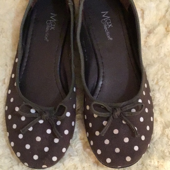 Shoes - Picture 6 of 6